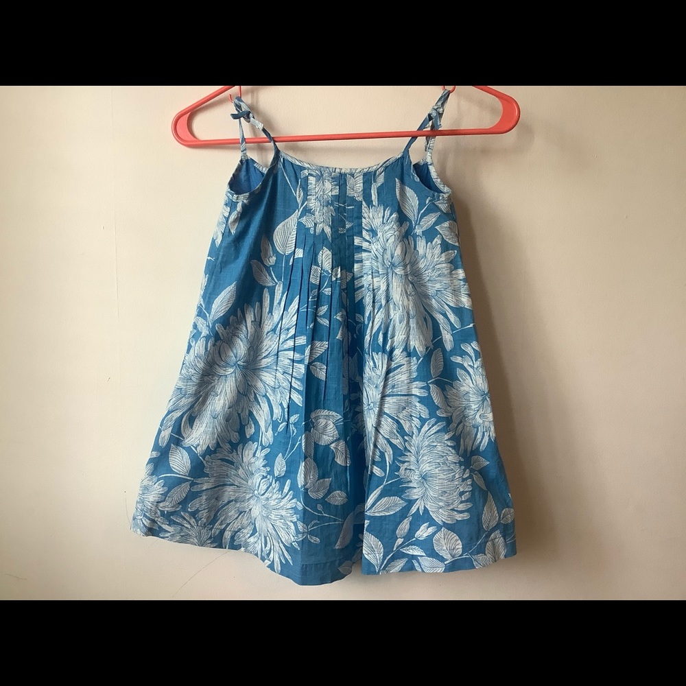 Dress Gap size 4